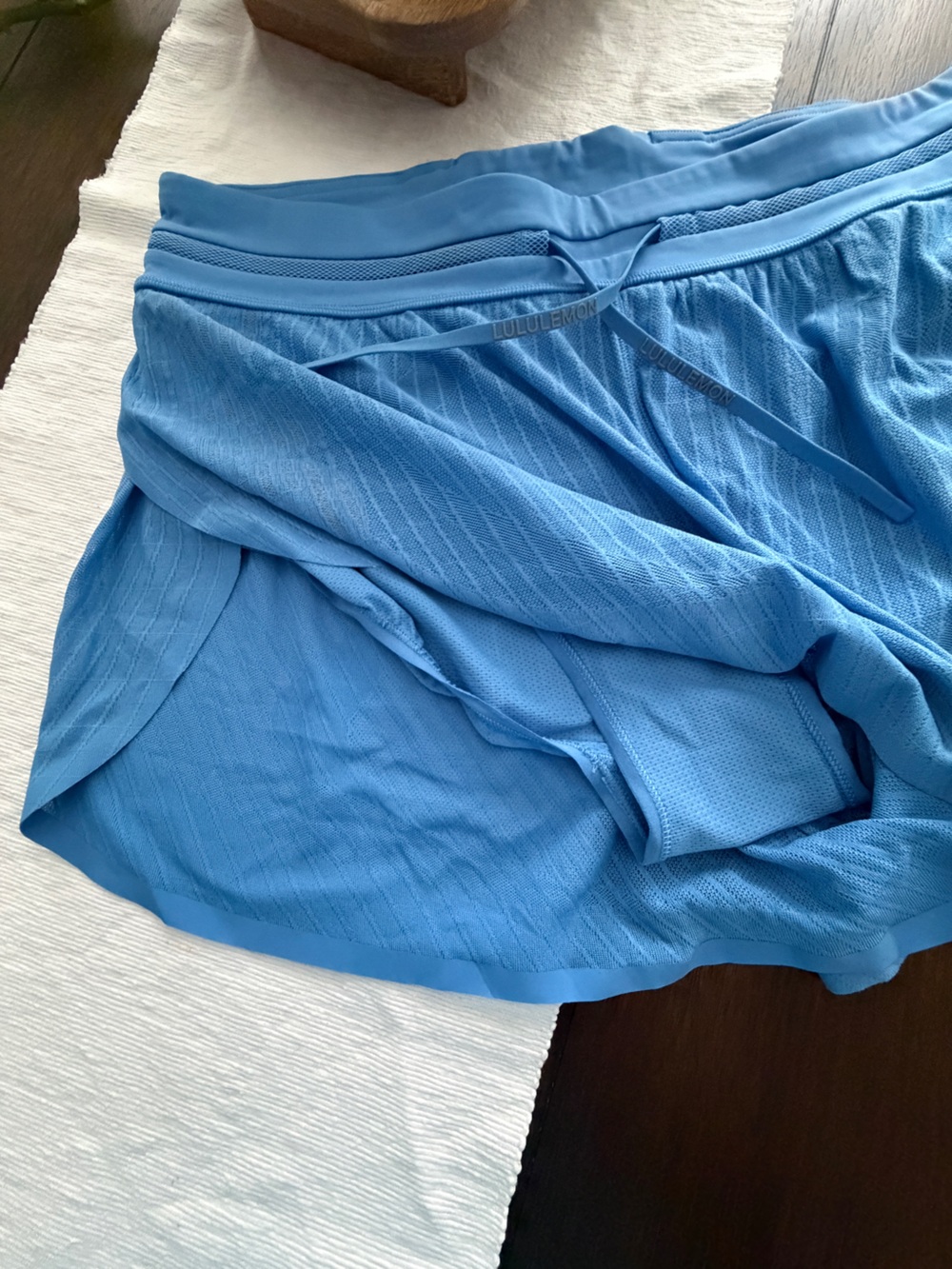 Fast and Free Airflow Shorts 3” - Picture 3 of 6